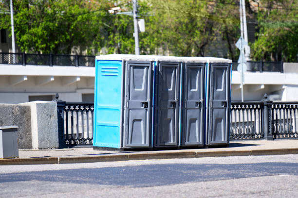 Portable Toilet Options We Offer in Leonard, TX